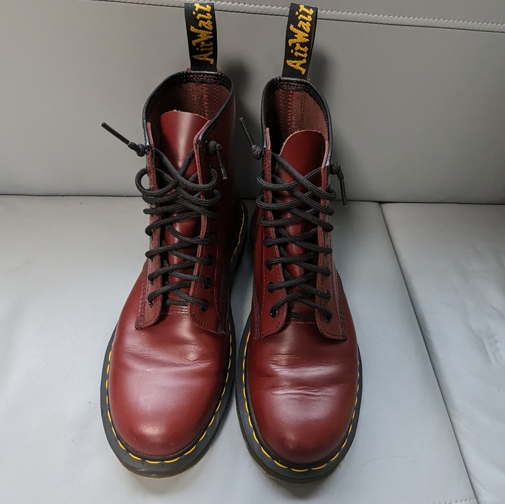 Dr. Martens 1460 SMOOTH LEATHER LACE UP BOOTS Cherry Red